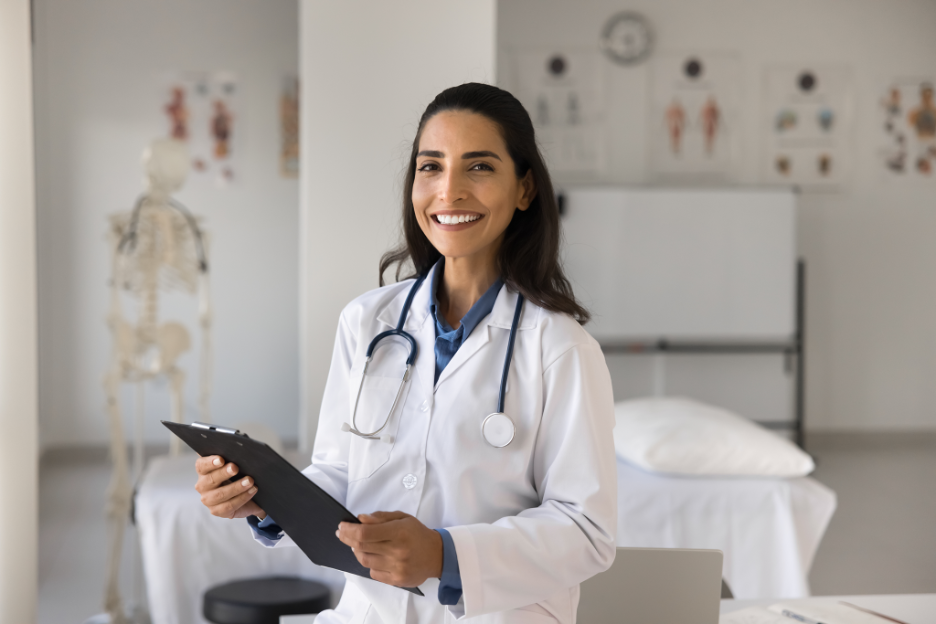 The Advantage of Having a Doctor Who Knows Your Family’s Medical Background: Insights from a Family Healthcare Specialist in Cedar Lake, Indiana