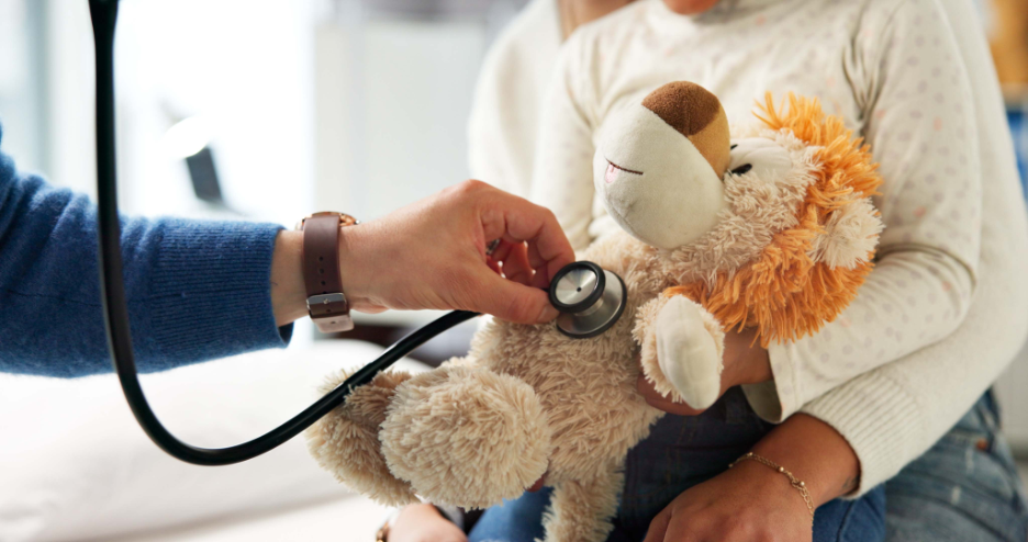 When Should My Child Start Seeing a Pediatrician? A Pediatrician in Northwest Indiana Explains